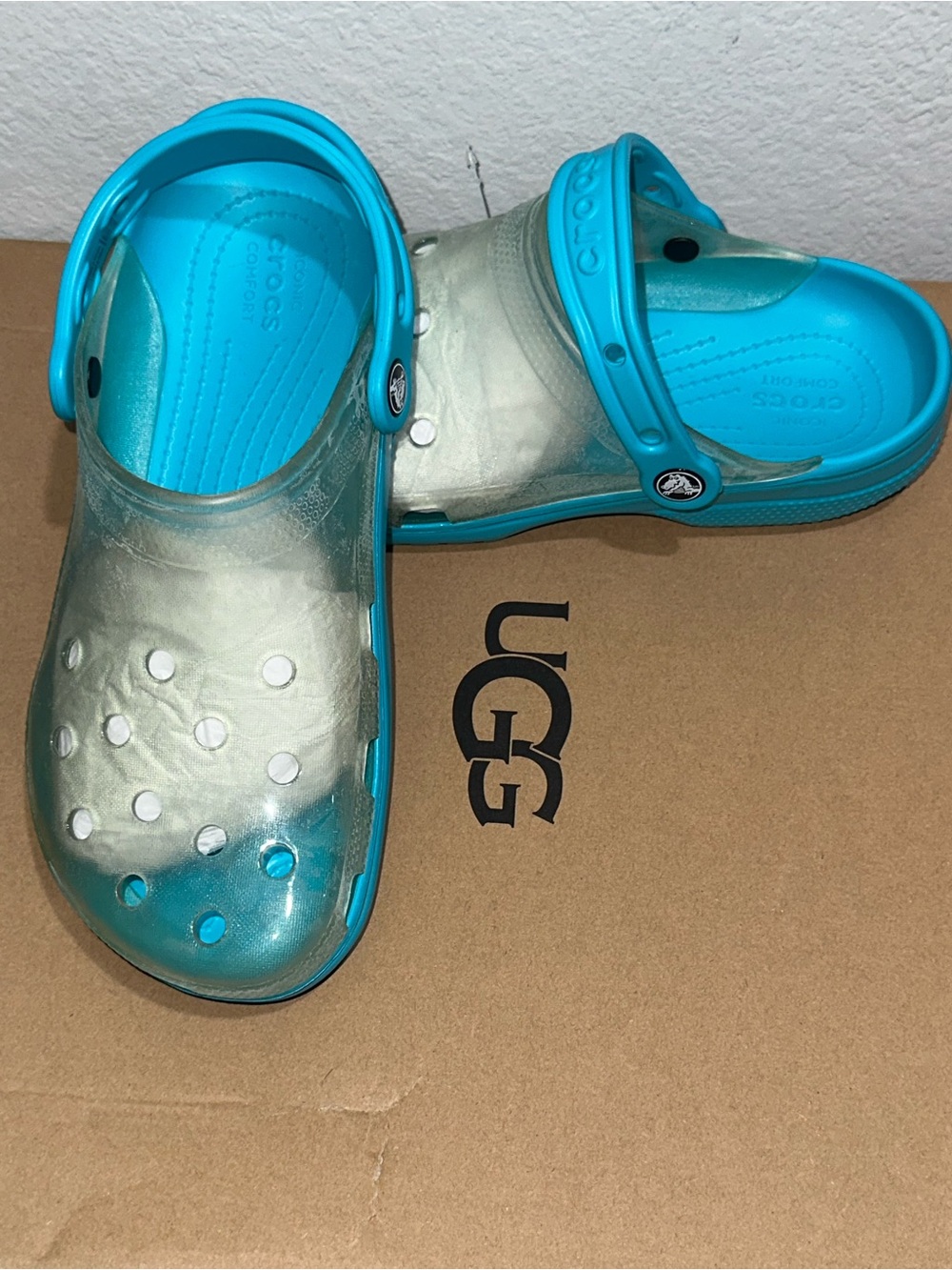 Crocs Transluscent Clog - Turquoise
